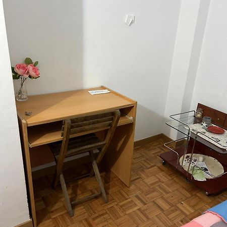 Habitacion Doble En Figueres Apartamento Figueres  Exterior foto